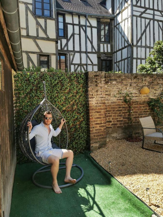 Les Cieux De La Cathedrale - Calme - Jardin - Wifi Apartment Troyes Exterior photo