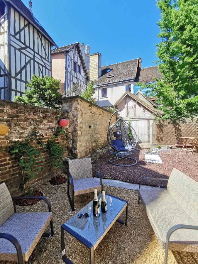Les Cieux De La Cathedrale - Calme - Jardin - Wifi Apartment Troyes Exterior photo